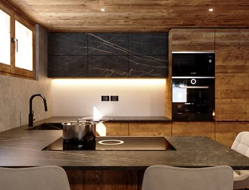 wood and dekton kitchen